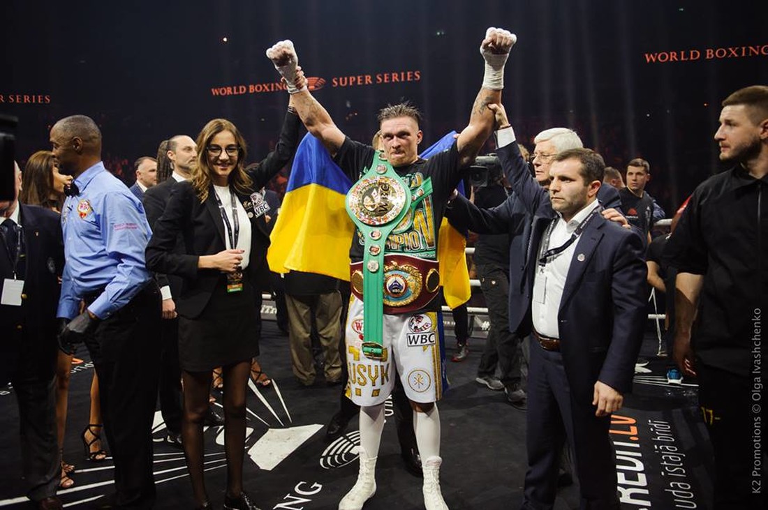 Александр Усик