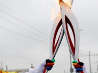 Олимпийский факел взорвался в руках 13-летней девочки (ВИДЕО)