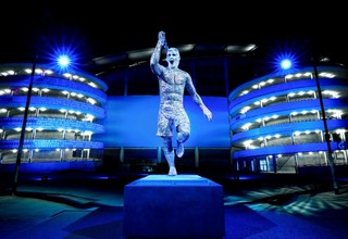 Манчестер Сити открыл статую Агуэро