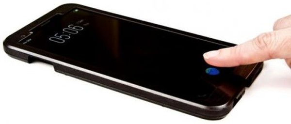 Сканер отпечатков пальцев поместят под экран