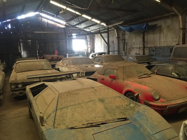 Коллекция раритетных машин