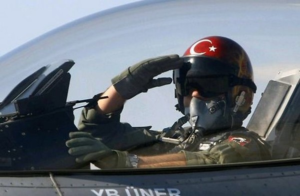 Турецкая авиация уничтожила 89 террористов на севере Ирака и Сирии 1 Турецкая авиация уничтожила 89 террористов на севере Ирака и Сирии