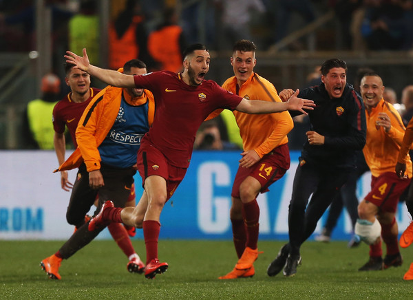 Рома разгромила Барселону и вышла в полуфинал Лиги чемпионов