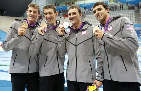 Фелпс стал рекордсменом по количеству олимпийских медалей, завоевав золото в составе сборной США