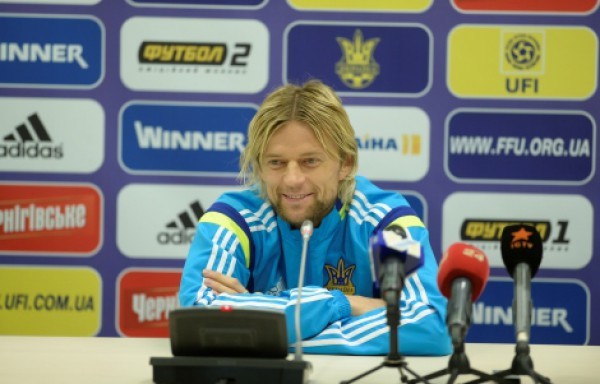 Тимощук - самый опытный футболист сборной Украины