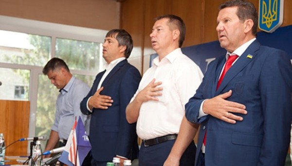 Сергей Куницын (крайний справа)