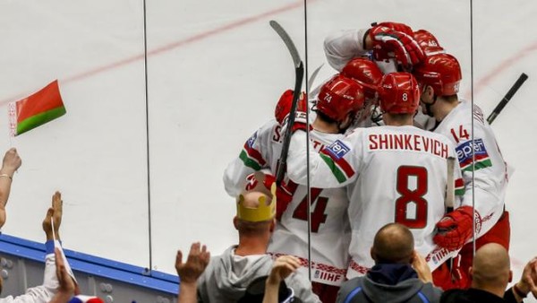 Беларусы празднуют успех в матче с США