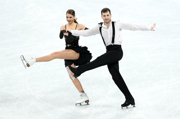 Александра Назарова и Максим Никитин