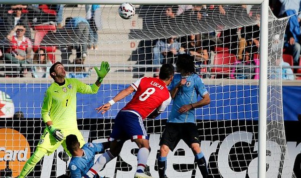 Барриос сравнивает счет в матче с Уругваем