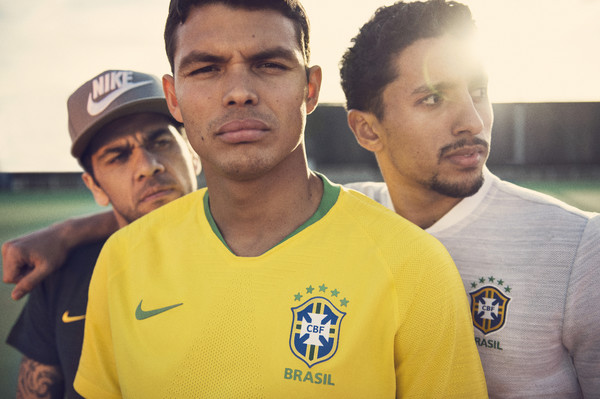 Футболисты сборной Бразилии презентовали новую форму