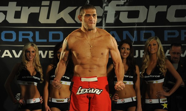 Боец Strikeforce Антонио Сильва готов встретиться с чемпионом UFC