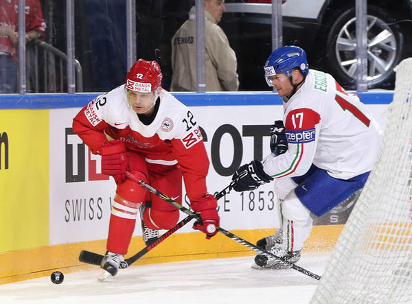 ЧМ по хоккею: Канада громит Норвегию, Дания побеждает Италию