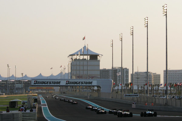 Автодром Яс-Марина примет Гран-при Абу-Даби