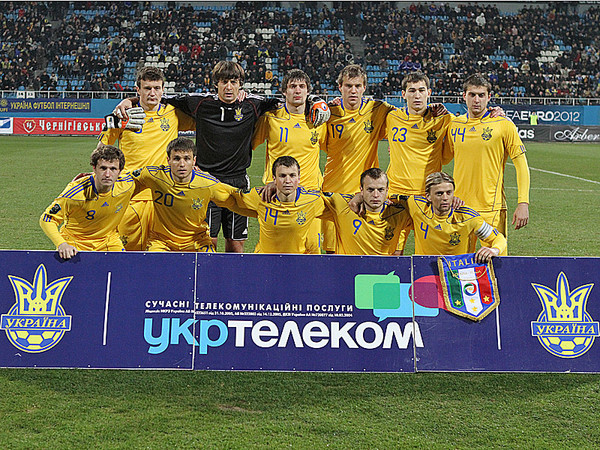 Сборная Украины впервые сыграет с Чехией