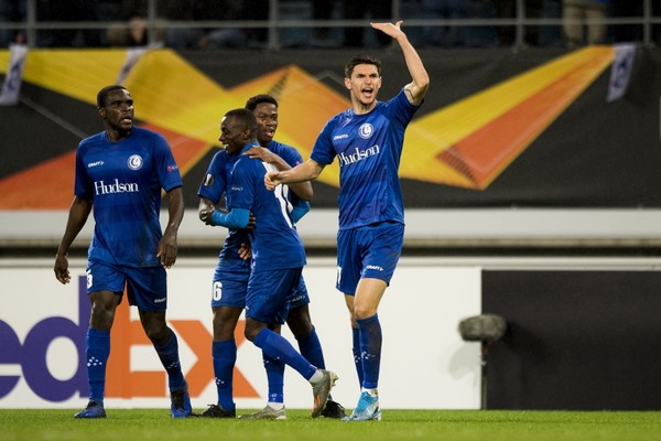 nashi v evrokubkah yaremchuk oformil dubl v vorota volfsburga rebrov obygral cska prochee sport bigmir net