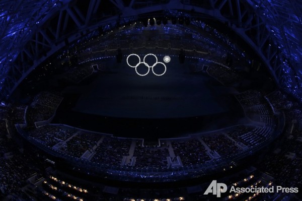Организаторы трансляции церемонии открытия прикрыли конфуз видео с репетиции
