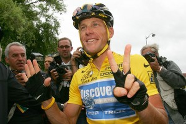 Лэнс Армстронг признался в употреблении допинга