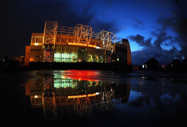 Манчестер Юнайтед может продать название стадиона спонсору