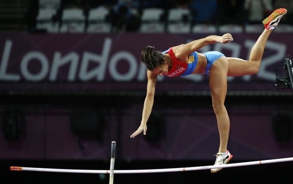 Исинбаева продолжит спортивную карьеру