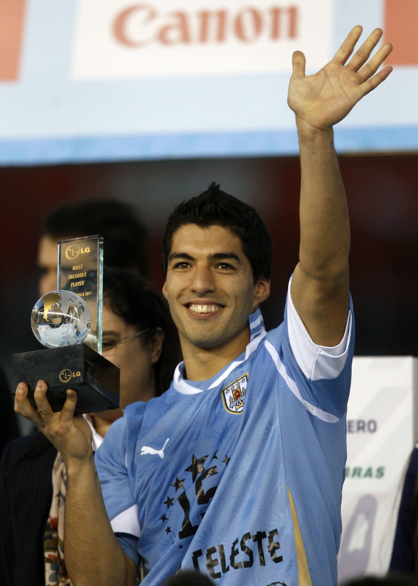 Суарес признал лучшим игроком Копа Америка-2011