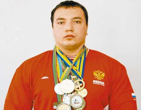 В России во время уличной драки погиб чемпион мира по пауэрлифтингу