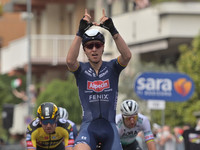 Мерлье выиграл второй этап Джиро д’Италия