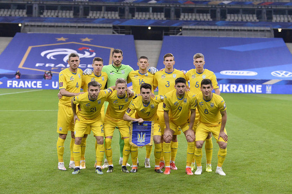 Украина сыграет против Финляндии в желтой форме