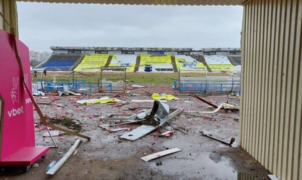 Стадион Десны пострадал от российских бомбардировок
