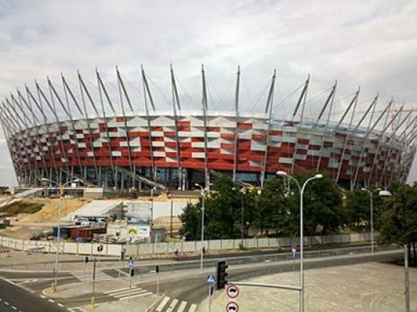 На стадионе в Варшаве перед приездом Украины постелят новый газон