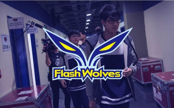Команда Flash Wolves