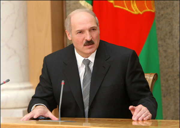 Лукашенко: Мы ничего не потеряем, если ЧМ-2014 пройдет не в Беларуси